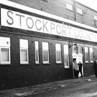 Stocky