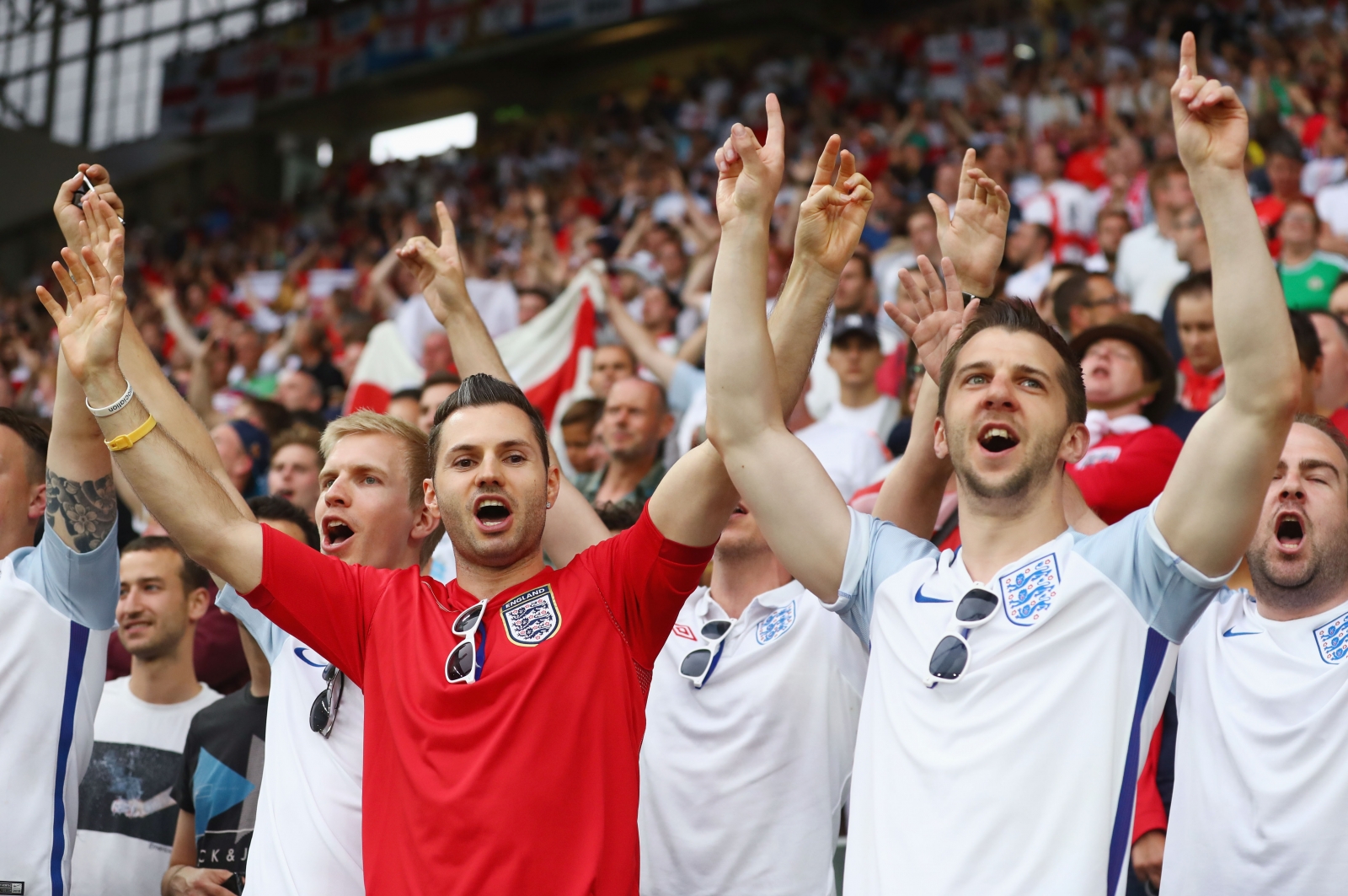 england-fans-before-kick-off.jpg