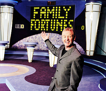 110221-les-dennis-family-fortunes.jpg