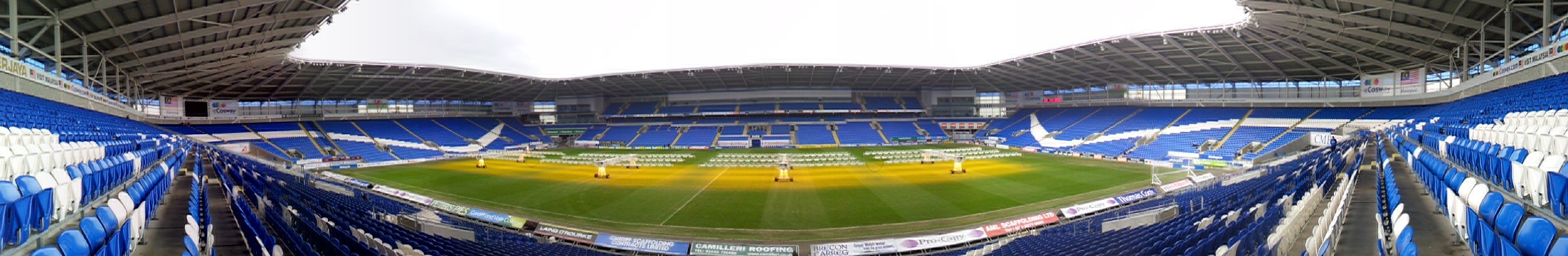 Panoramic_of_the_Cardiff_City_Stadium.jpg